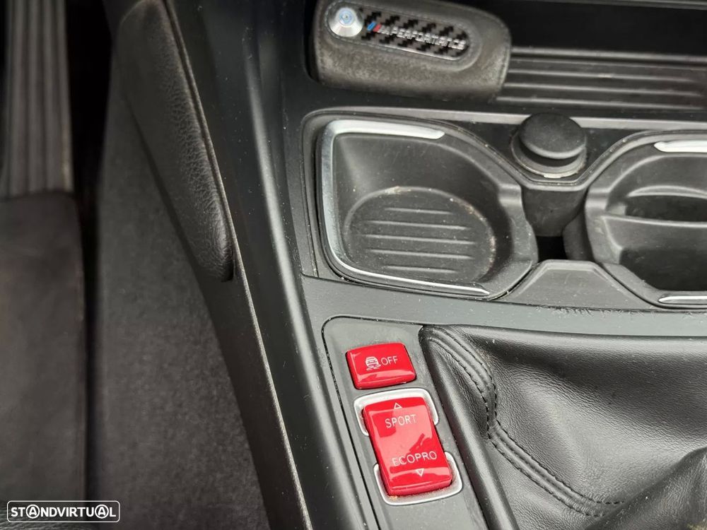 BMW M235i Coupe - 24