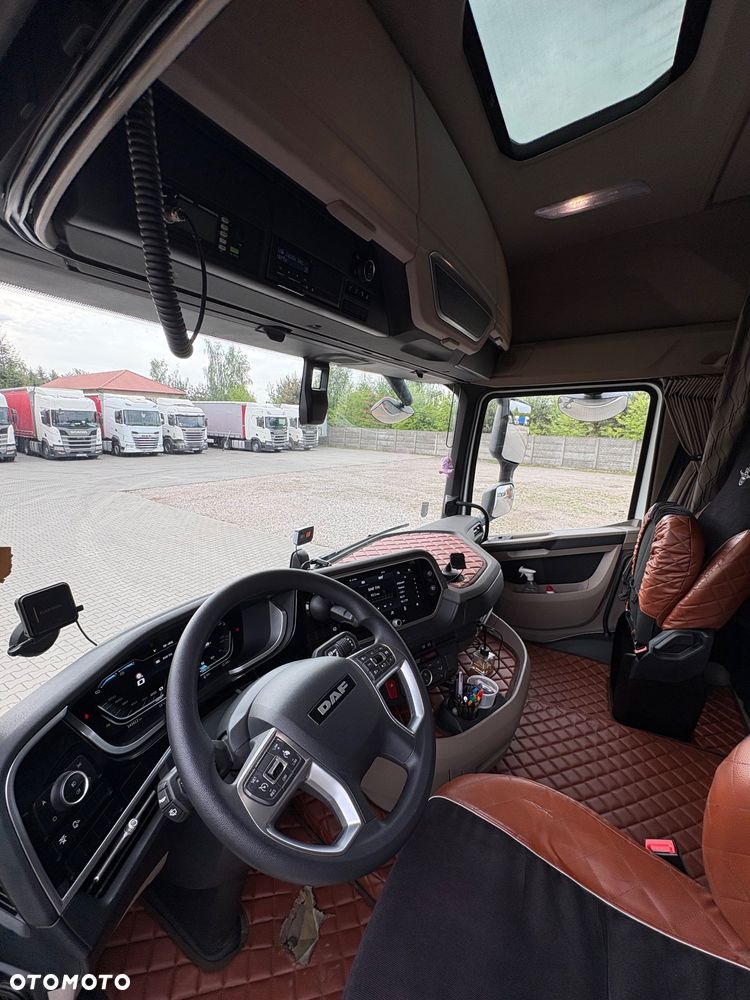 DAF XG - 5