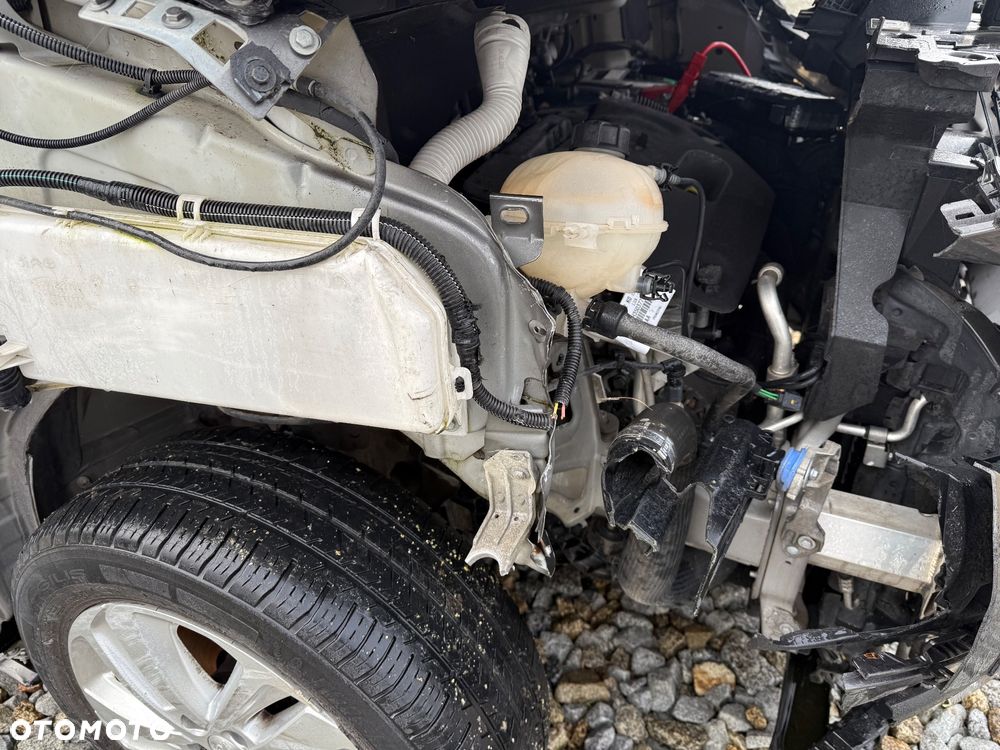 Peugeot Expert 2.0 L1 EAT8 - 12