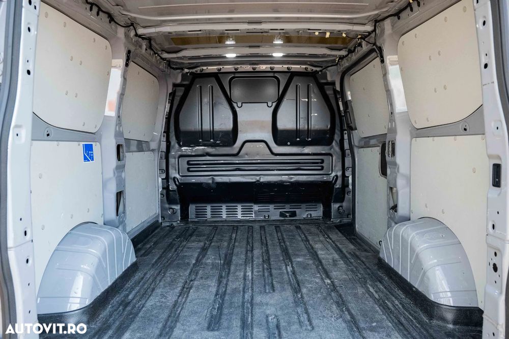 Ford Transit Custom Van Limited 300 SWB 2.0 TDCI 136 CP A8 - 13