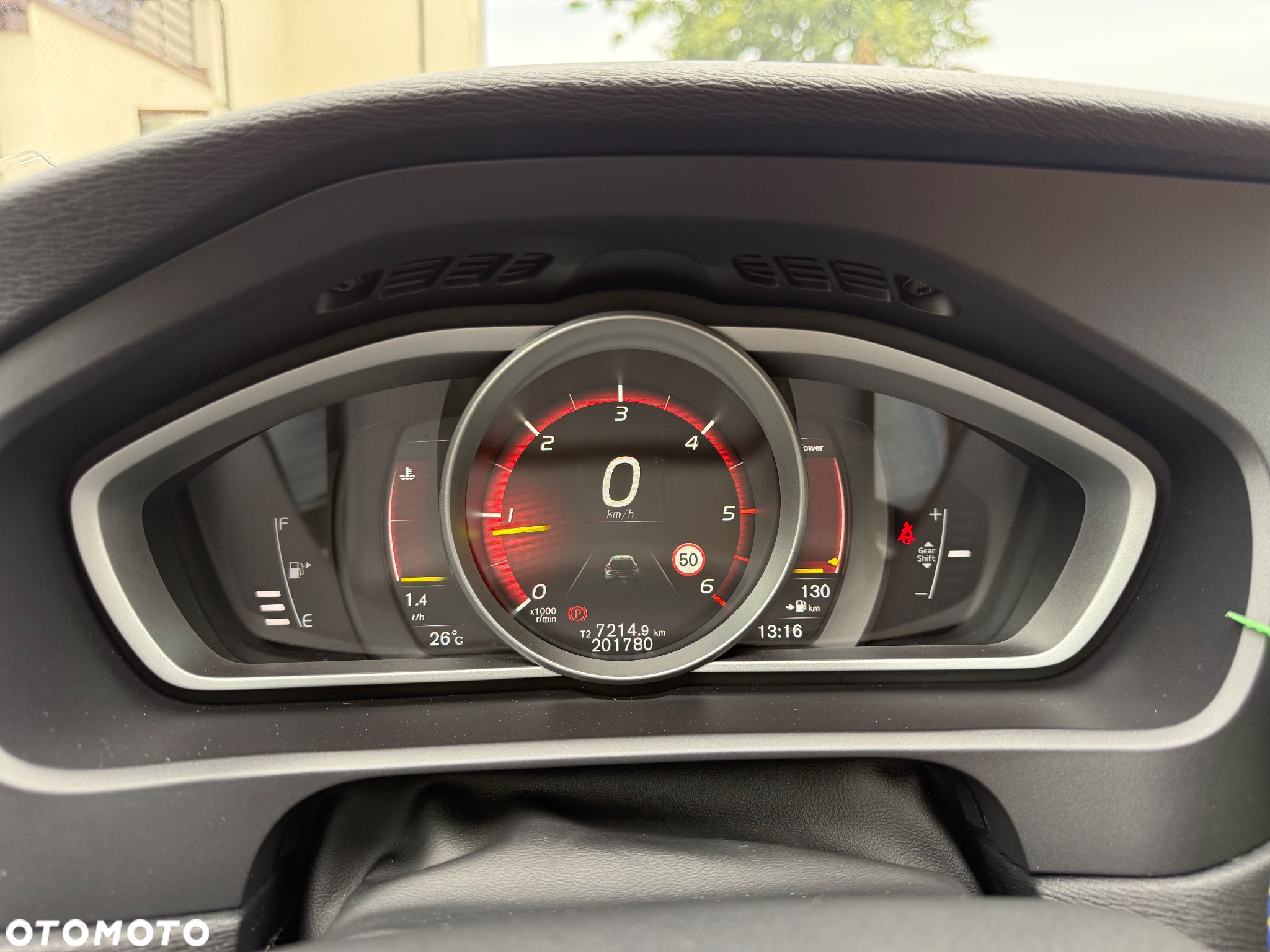 Volvo V40 Cross Country D3 Drive-E Summum - 23