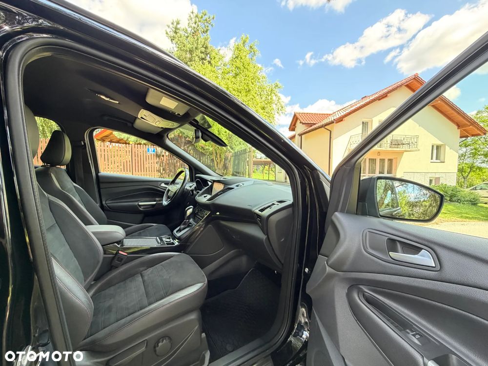 Ford Kuga 1.5 EcoBoost 4x4 ST-Line - 25