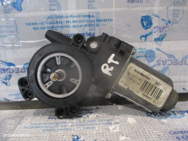 Motor Elevador Vidro 8200305724  400807G RENAULT ESPACE 4 2005 3.0DCI 180CV 5P CINZA TE RENAULT ESPACE 2004 2.2DCI 150CV 5P CINZA - 1
