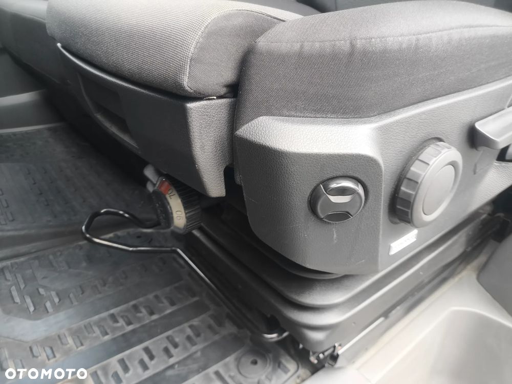 Volkswagen Crafter - 16