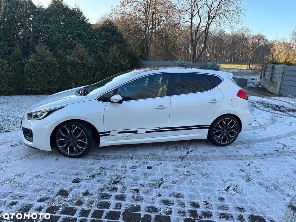 Kia Ceed 1.6 T-GDI GT-Challenge - 3