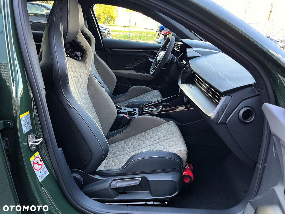 Audi RS3 Limousine - 26
