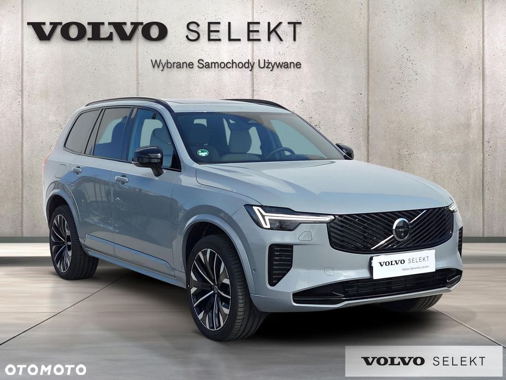 Volvo XC 90 - 7