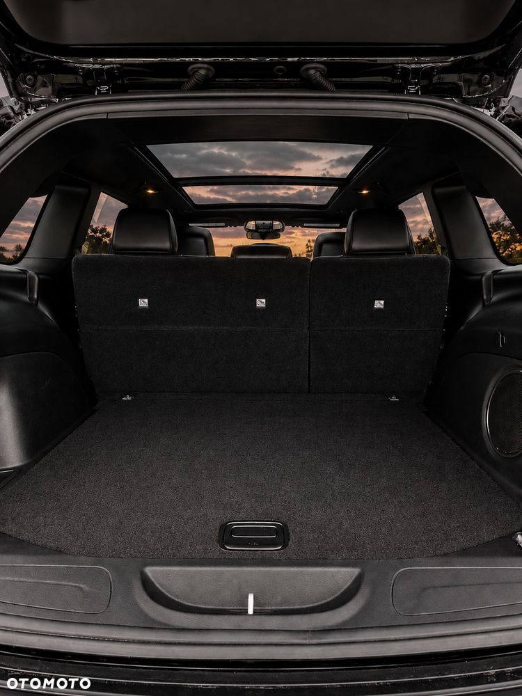 Jeep Grand Cherokee - 13