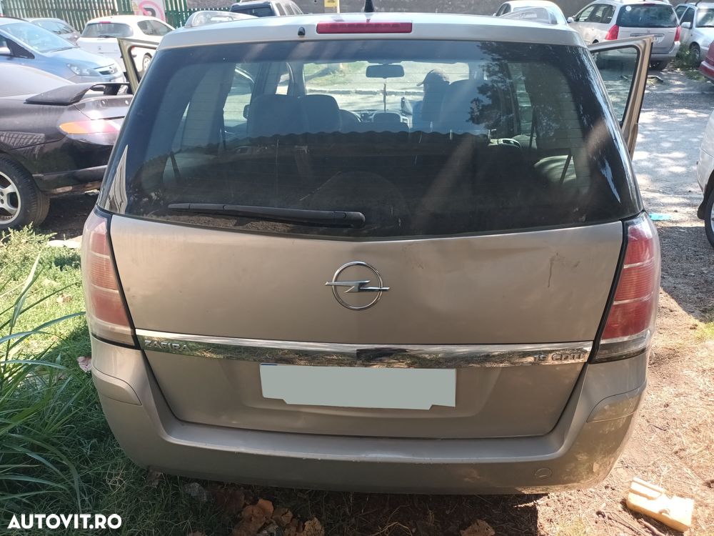 Dezmembrari  Opel ZAFIRA B  2005  > 0000 1.9 CDTI Motorina - 37