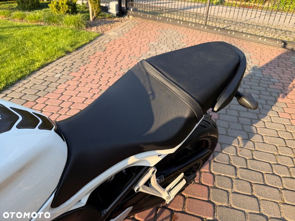 Honda CBR - 10