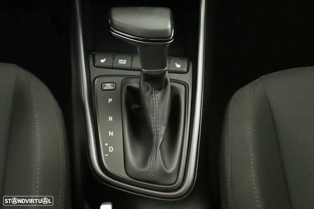Hyundai i20 1.0 T-GDI Style DCT - 13
