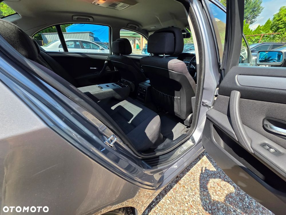 BMW Seria 5 520d - 6