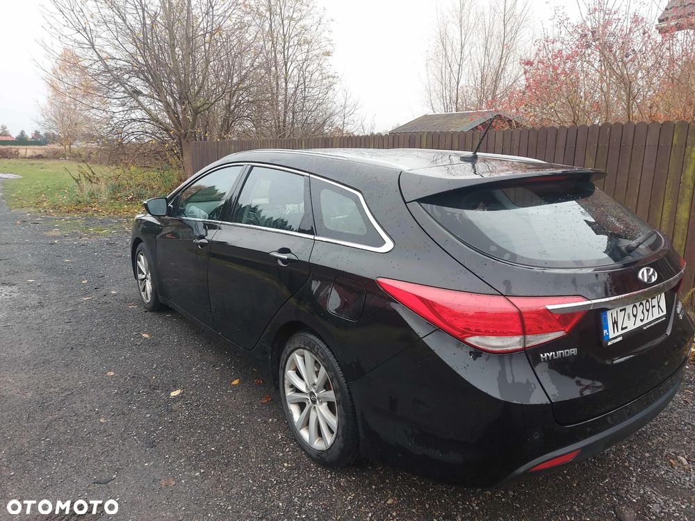 Hyundai i40 1.7 CRDi Comfort + - 5