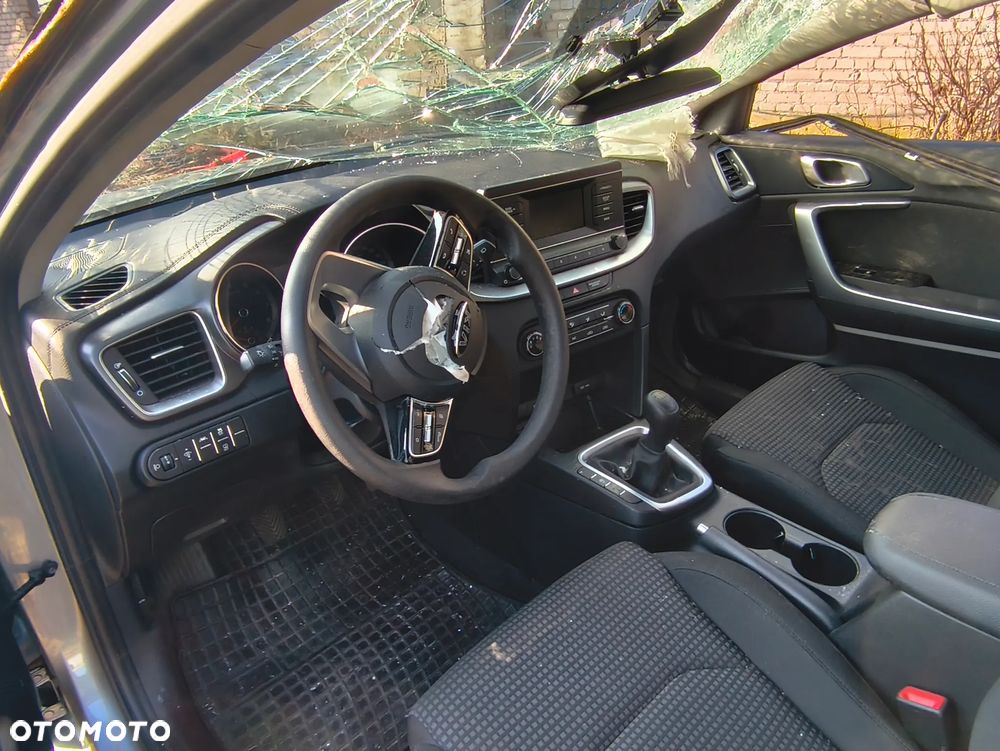 Kia Ceed 1.0 T-GDI L Business Line Plus - 9