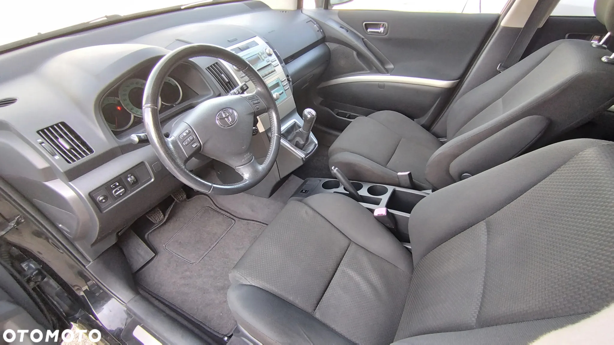 Toyota Corolla Verso 1.8 Sol + 7os - 9