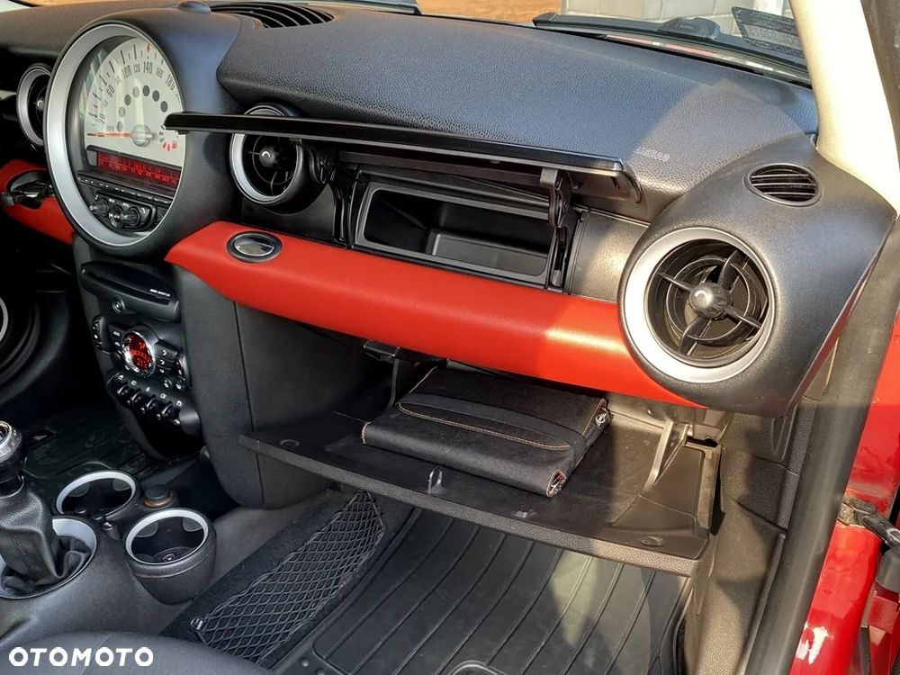 MINI ONE Standard - 32