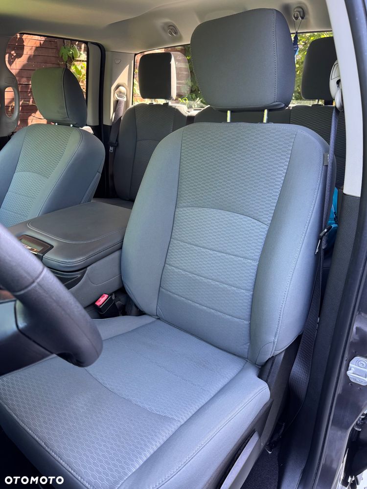 Dodge RAM 5.7 4x4 - 9