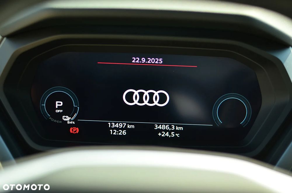 Audi Q4 e-tron 35 52kWh Advanced - 16