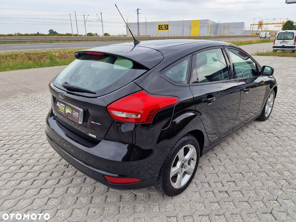 Ford Focus 1.0 EcoBoost 99g Start-Stopp-System Business Edition - 34