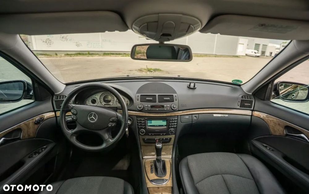 Mercedes-Benz Klasa E - 10
