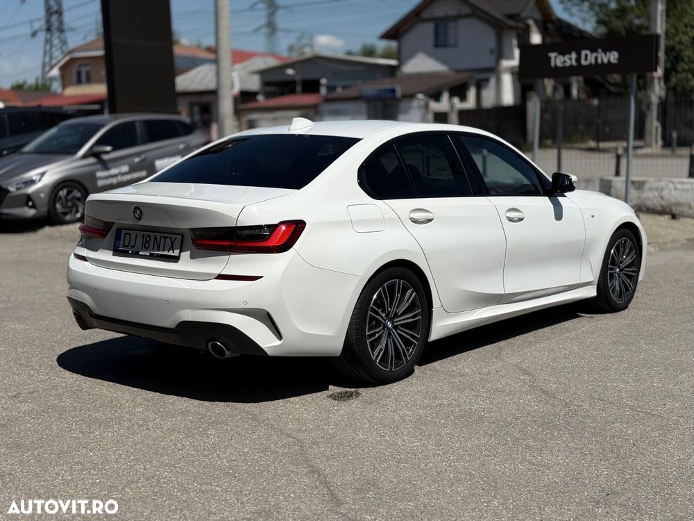BMW Seria 3 320i Aut. Edition M Sport Shadow - 9