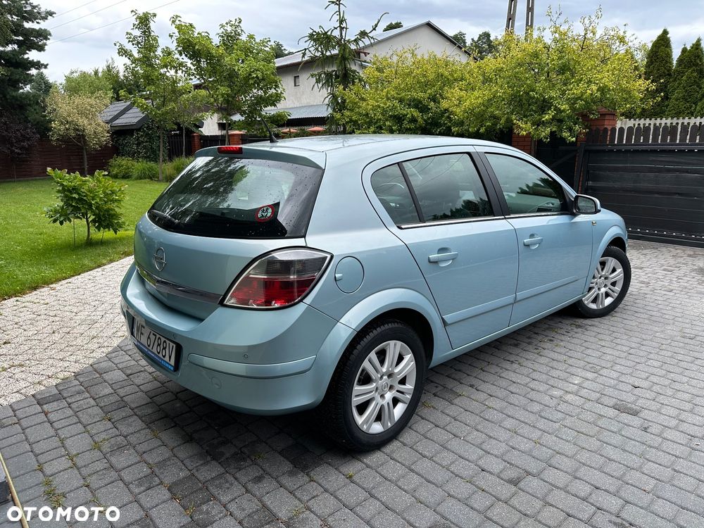Opel Astra - 8