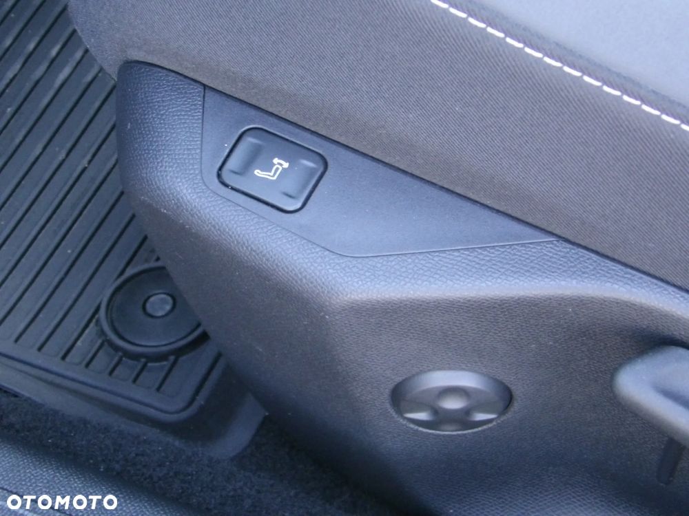 Opel Astra 1.2 T GS S&S - 21