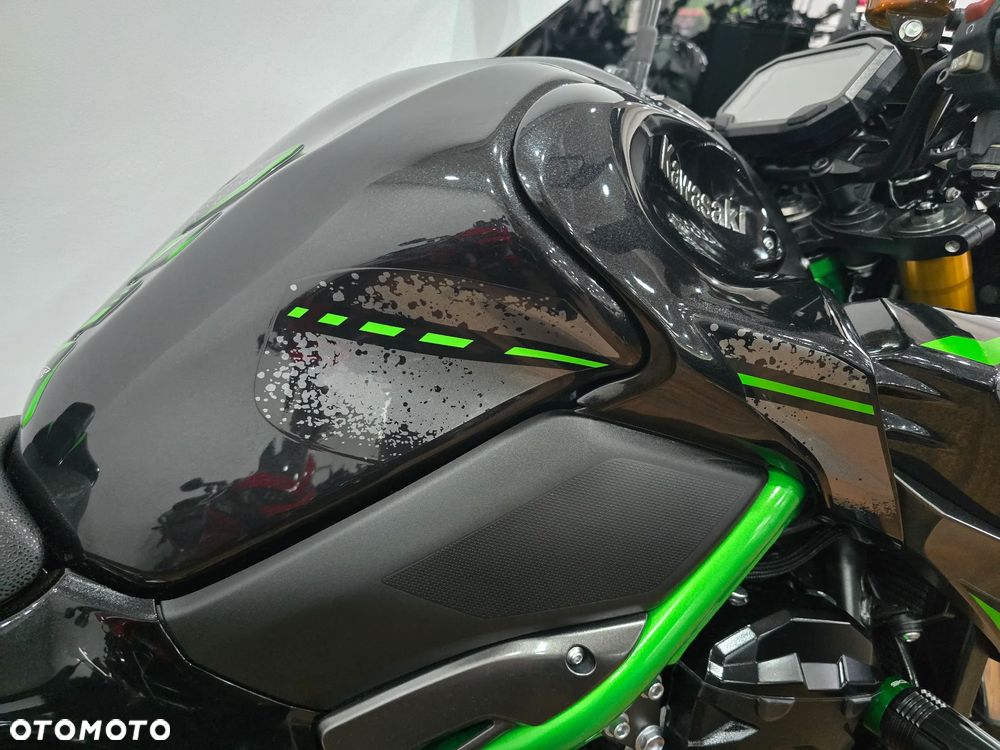 Kawasaki Z - 19