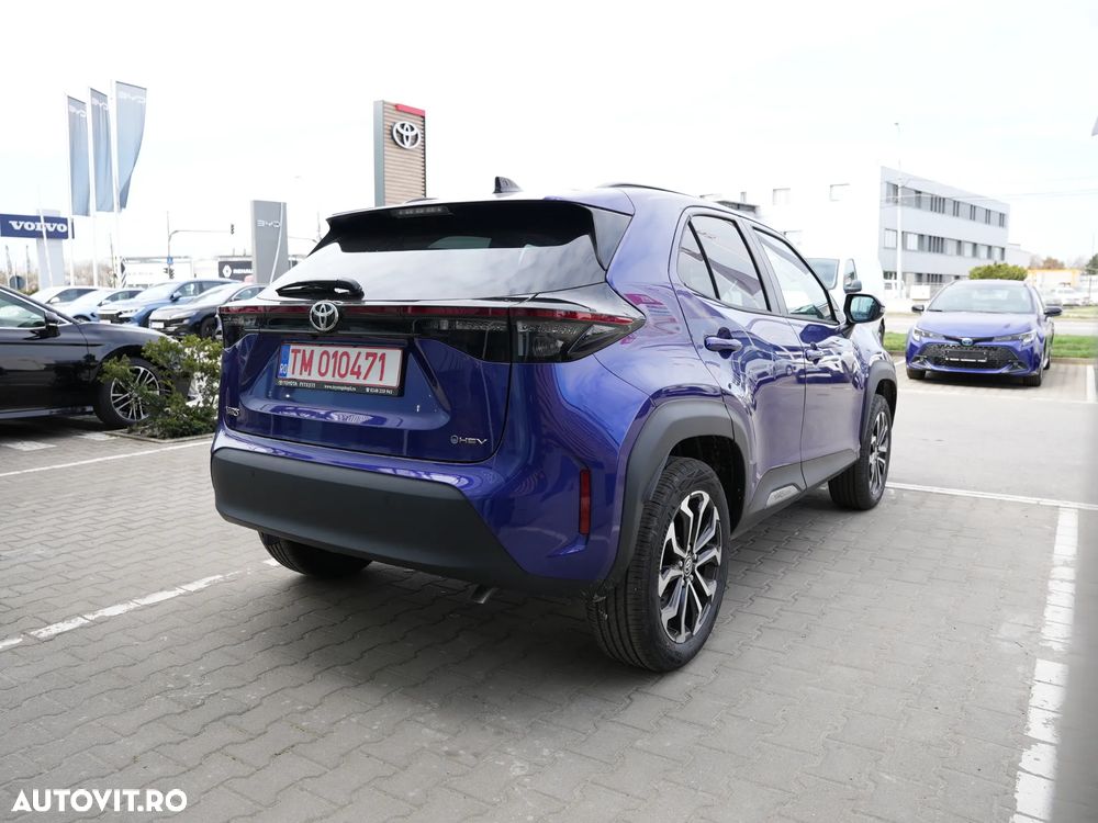 Toyota Yaris Cross - 13