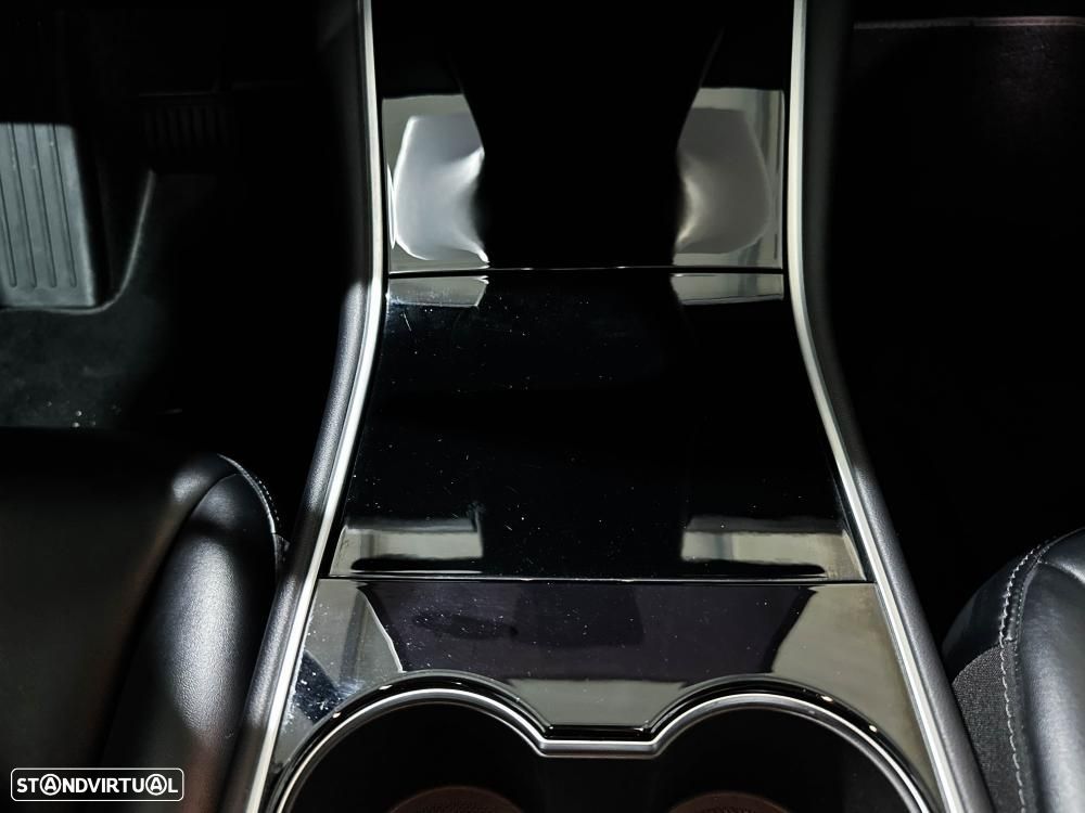 Tesla Model 3 Long-Range Dual Motor AWD - 35