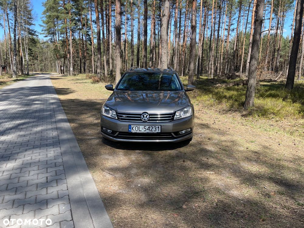 Volkswagen Passat 2.0 TDI Comfortline R-Style DSG - 1