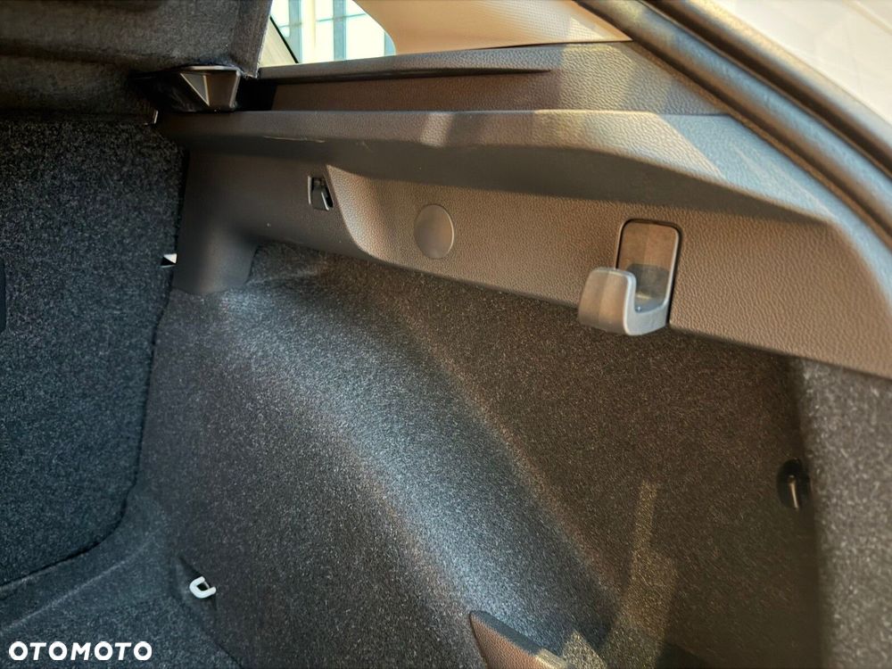 Skoda Scala 1.5 TSI Selection DSG - 26