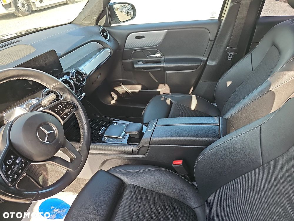 Mercedes-Benz GLB 200 Style 7G-DCT - 16