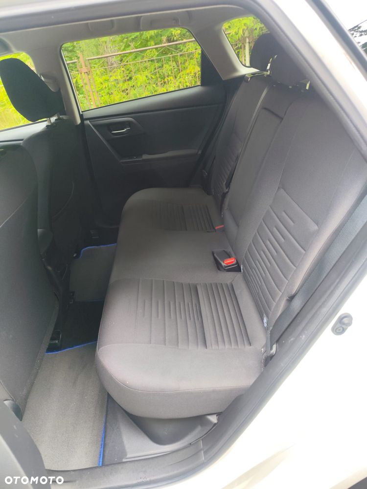 Toyota Auris - 13