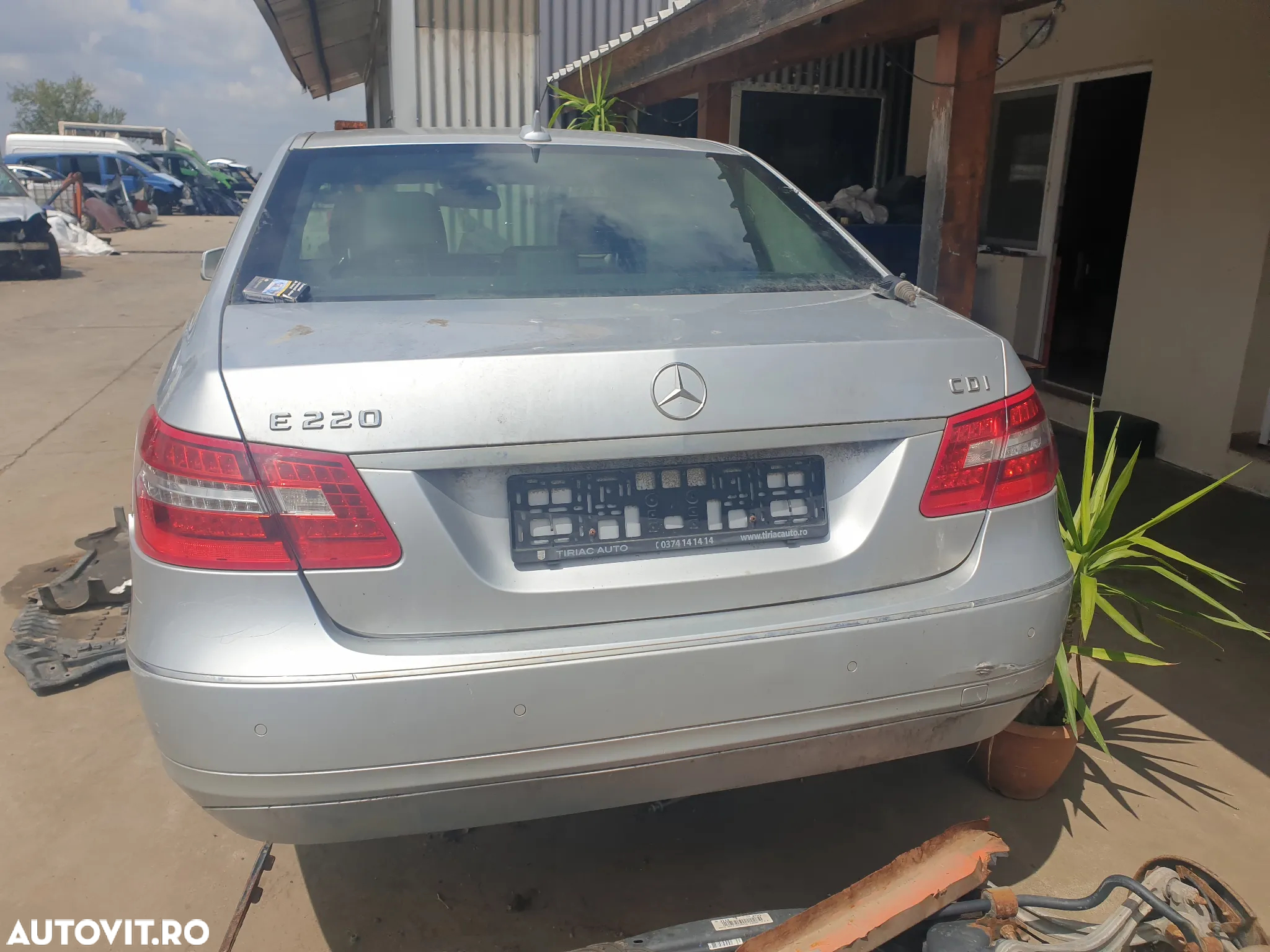 Dezmembrez  Mercedes  E clas - 2