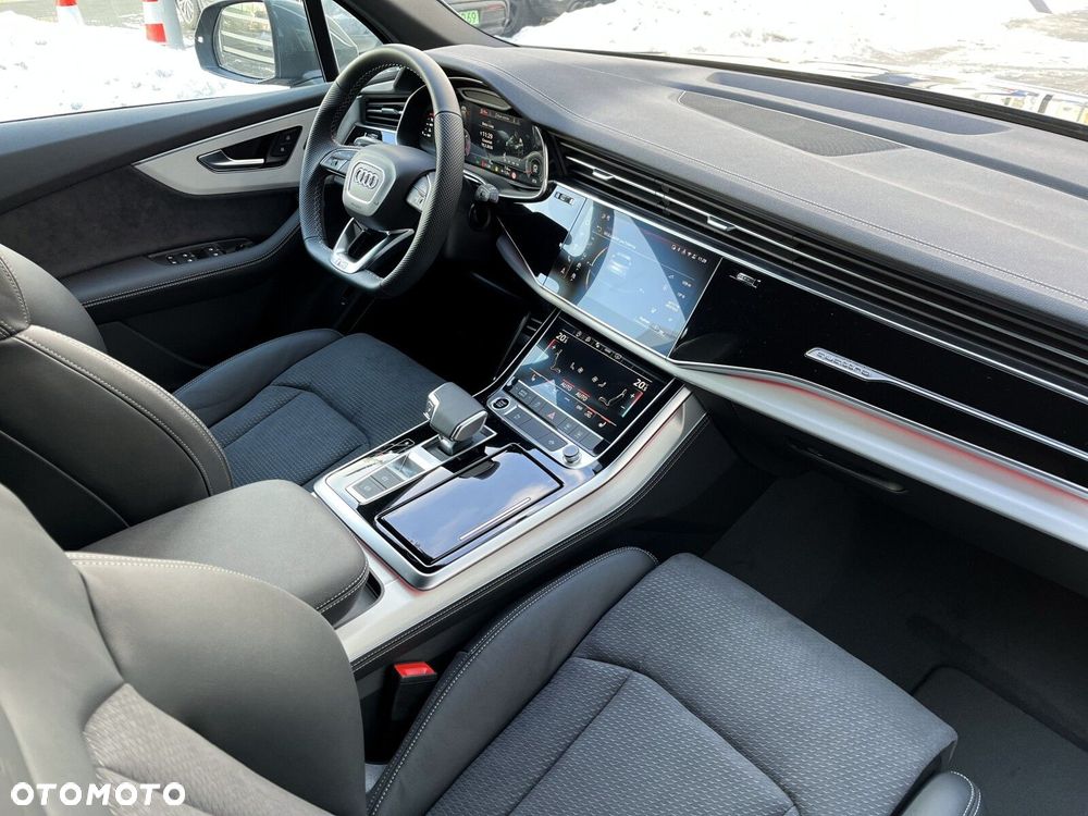 Audi Q7 - 24