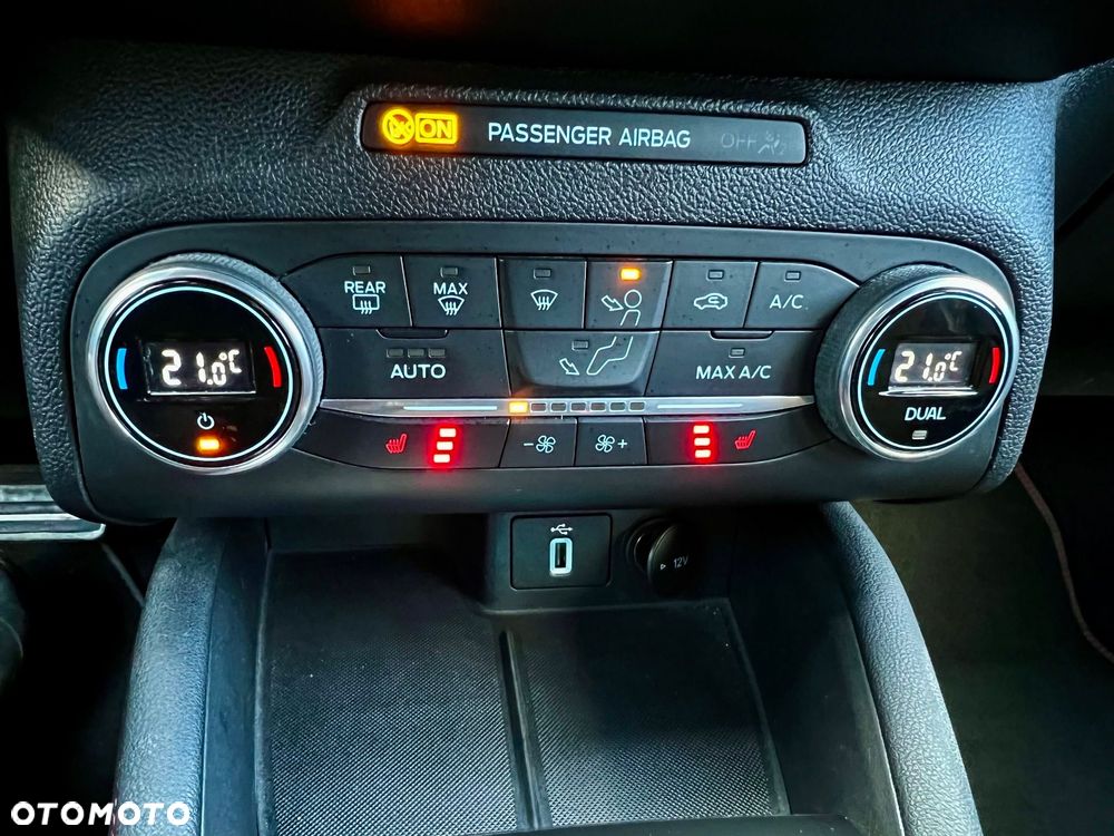 Ford Focus 2.0 EcoBlue ST-Line - 22