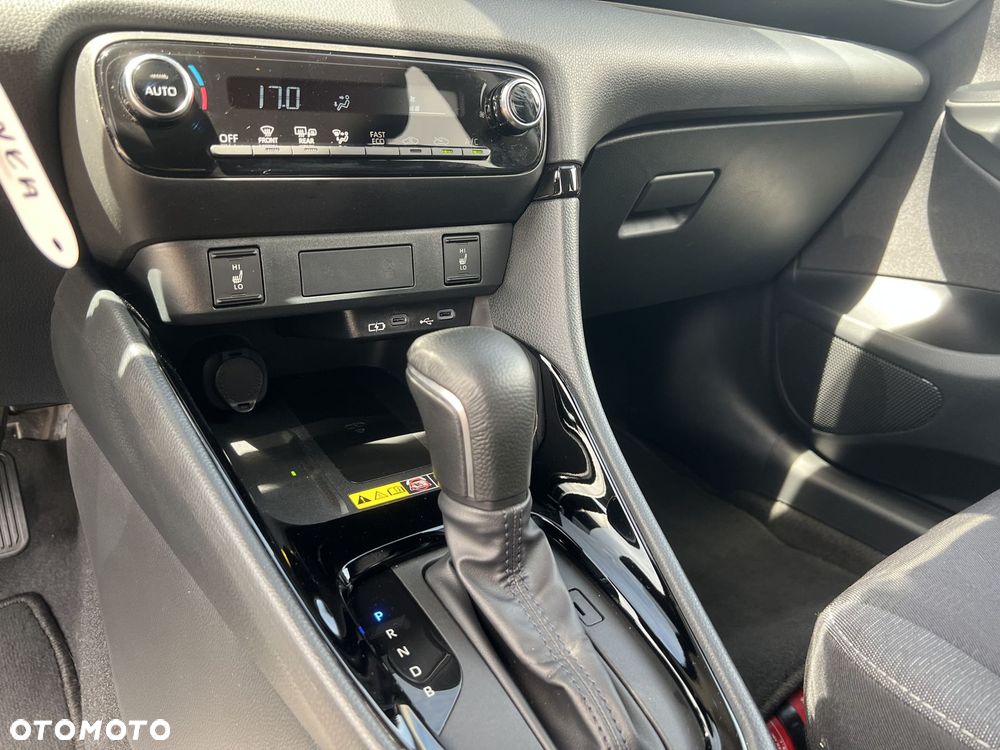 Toyota Yaris Hybrid 1.5 Style - 20