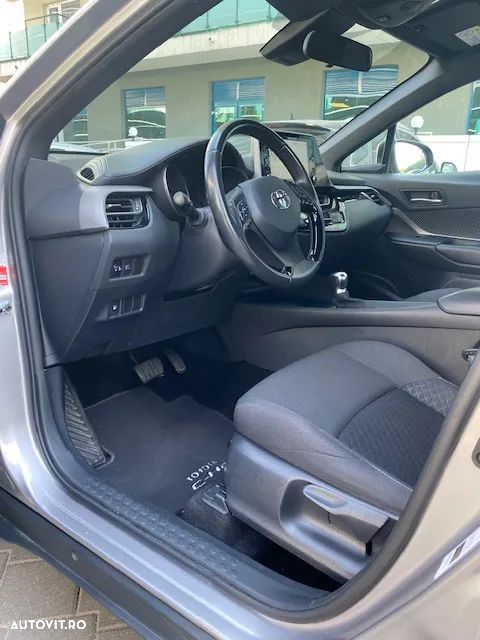 Toyota C-HR 1.8 HSD 4x2 CVT C-lassy - 10