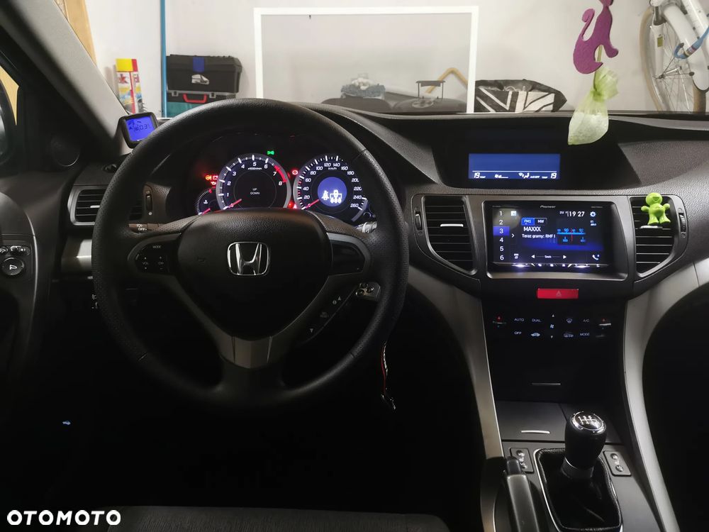 Honda Accord 2.0 Comfort - 18