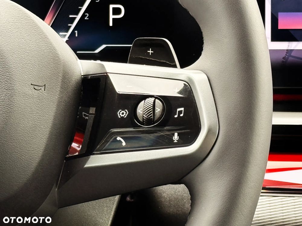 BMW Seria 5 520i - 23