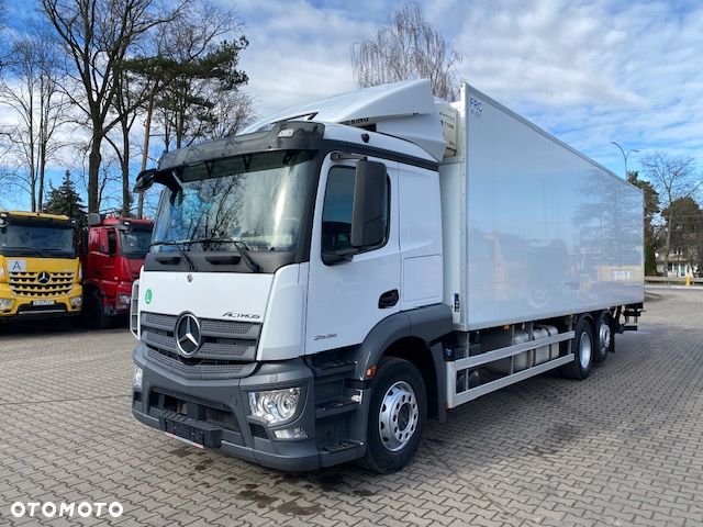 Mercedes-Benz Actros 2536 6x2 - 1