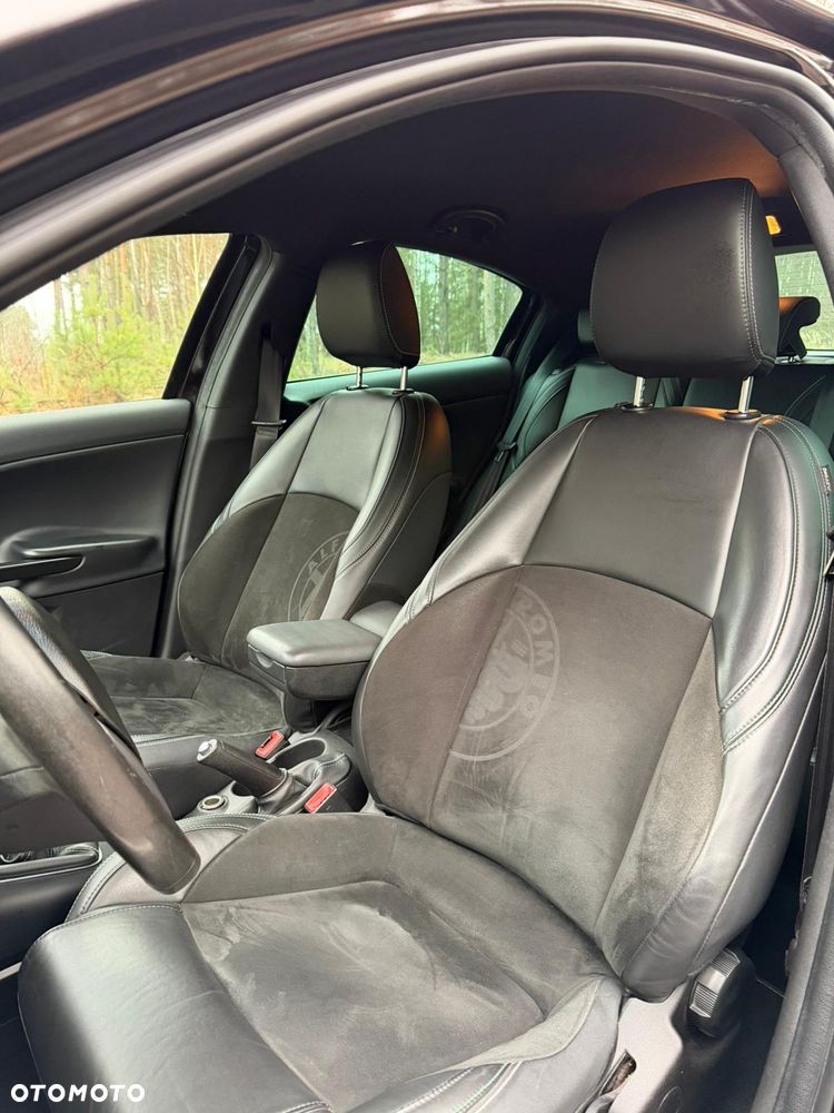 Alfa Romeo Giulietta 1.4 TB MultiAir Exclusive - 13