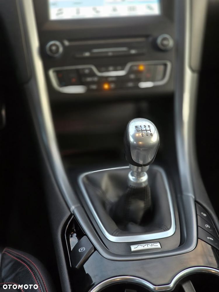 Ford Mondeo 1.5 EcoBoost ST-Line - 20