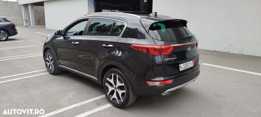 Kia Sportage 2,0 CRDI AWD Aut. GT Line - 4