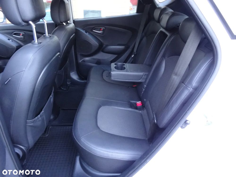Hyundai ix35 1.7 CRDi Premium 2WD - 23
