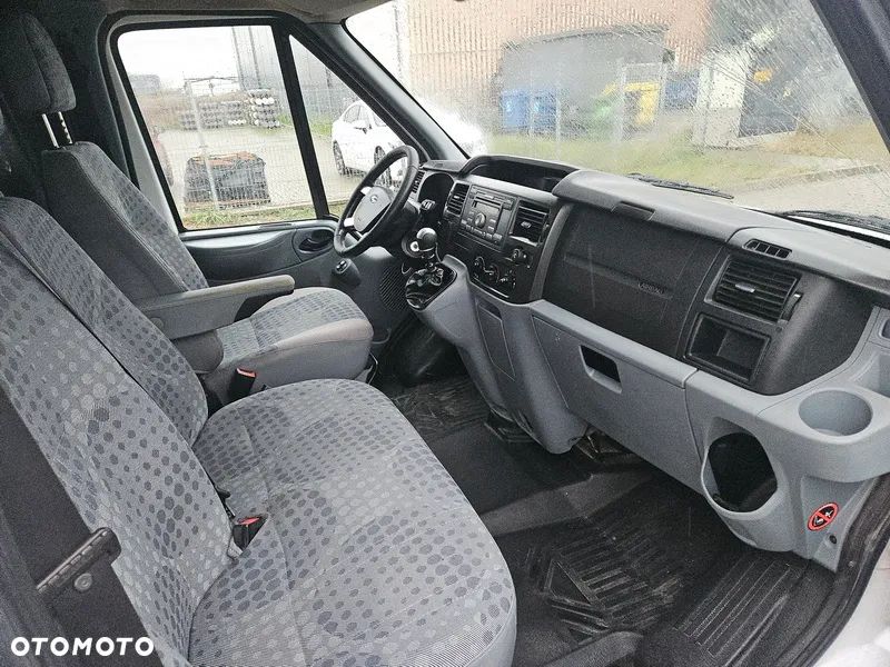 Ford TRANSIT - 16