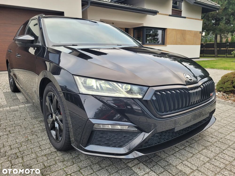 Skoda Octavia Combi 2.0 TDI DSG 4x4 RS - 16