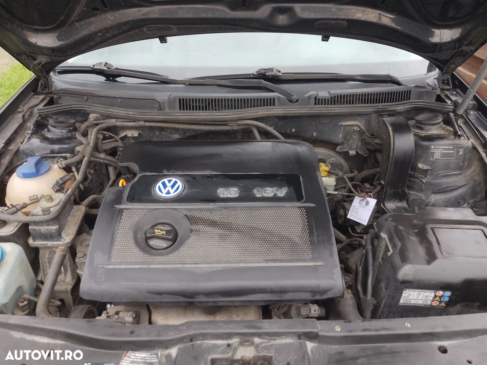 Volkswagen Bora 1.6 Highline - 6