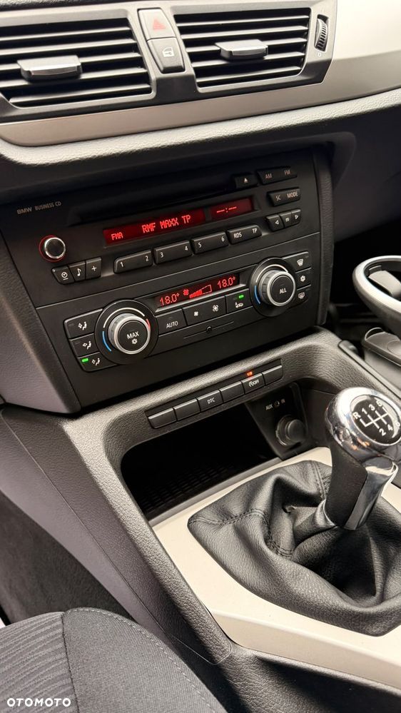 BMW X1 sDrive18d - 28